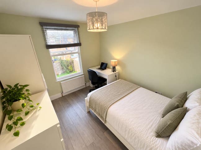 ✨ Double Room | Quiet House | Garden | Bills Incl Main Photo