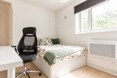 🏡 1 Rooms Available in Stockwell, South West Lond Main Photo