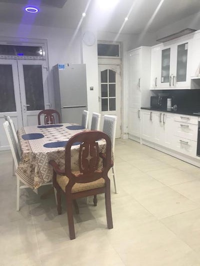 Great accommodation ready move in asap Main Photo