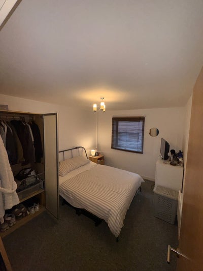 Double room available in 2 bed flat- Deansgate Main Photo
