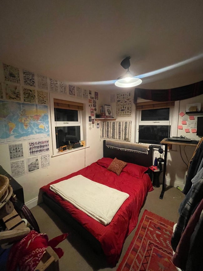 Sub-letting for one month in December  Main Photo