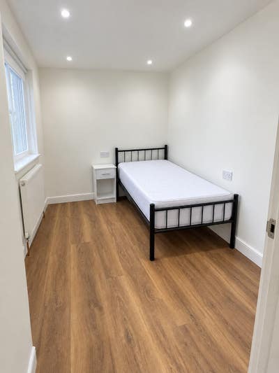 Single room To Let Ilford, Goodmayes Main Photo