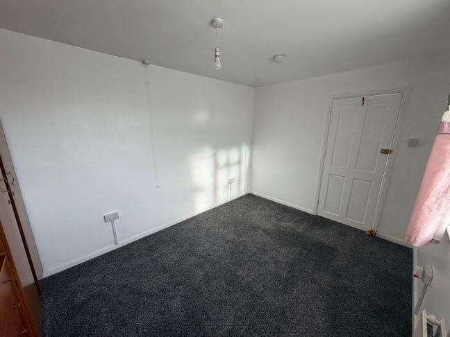 Private rooms for rent Main Photo