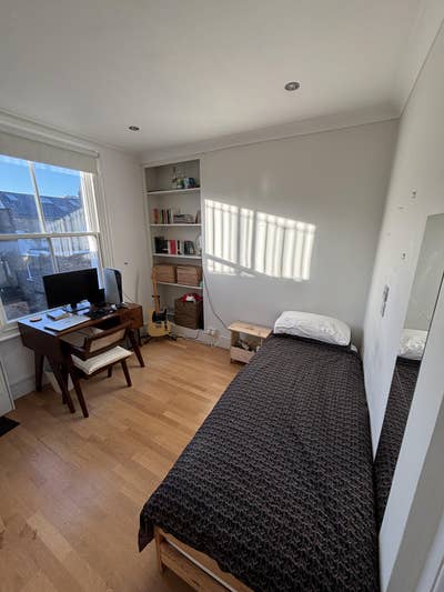 Spacious single with own bathroom, Notting Hill Main Photo