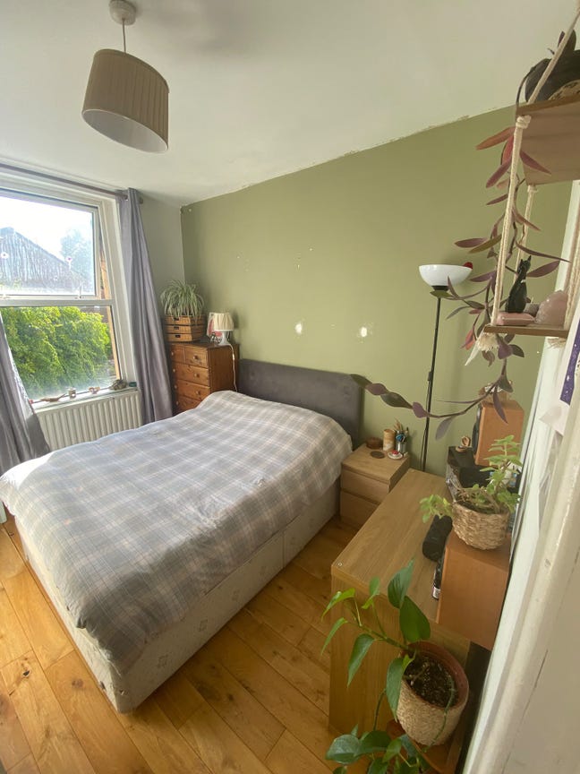 St Werburghs sunny room Main Photo