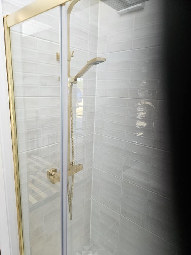 One bedroom  en suite. On the ground floor  Main Photo