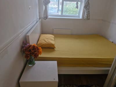 Furnished Double Room to Rent in Barking, IG11 0PH Main Photo