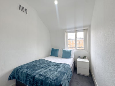 Lovely Double Room in Highgate  Main Photo