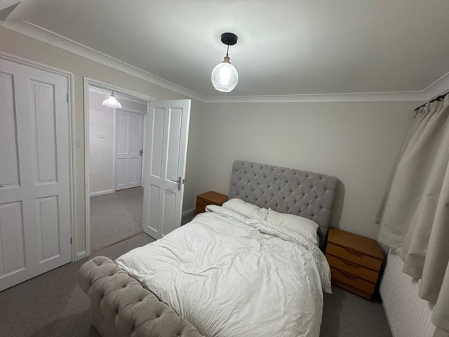House Share Main Photo
