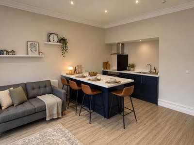 Brand New | Double En-Suite Rooms | Bills Included Main Photo