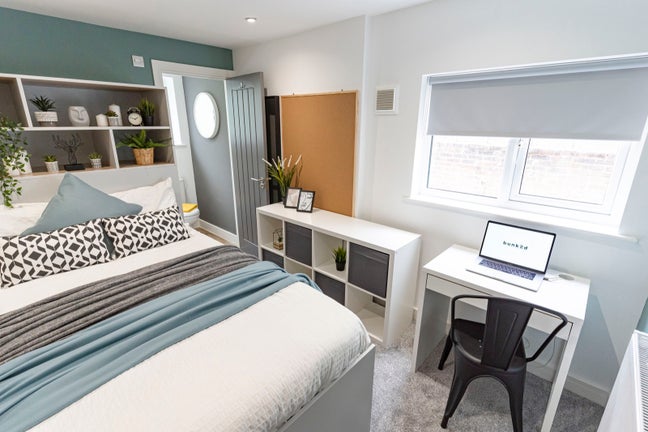 Last Two En-Suite Rooms (Spitalfield) Main Photo