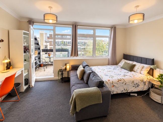 Awesome rooms in Old street. Near shoreditch.  Main Photo