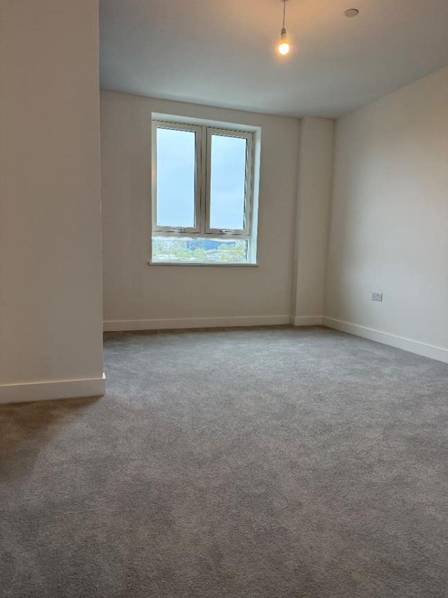 Master Ensuite Room to Rent – Dagenham RM9 Main Photo