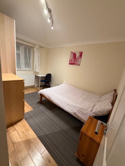 Double Room Shepherd’S Bush Main Photo