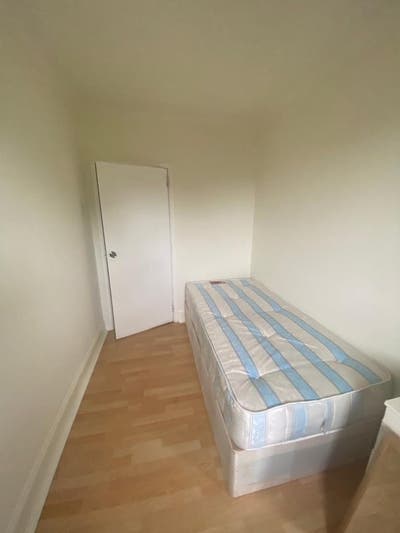 🛏️ Single Room to Let in Cricklewood Main Photo