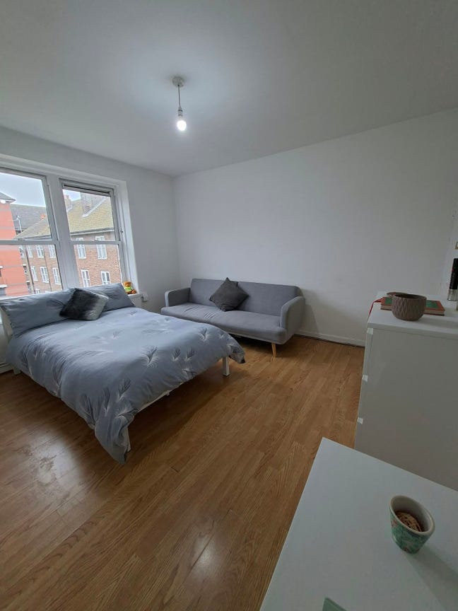 Hackney/Haggerston!New 3 Beds Apartment!Now Main Photo