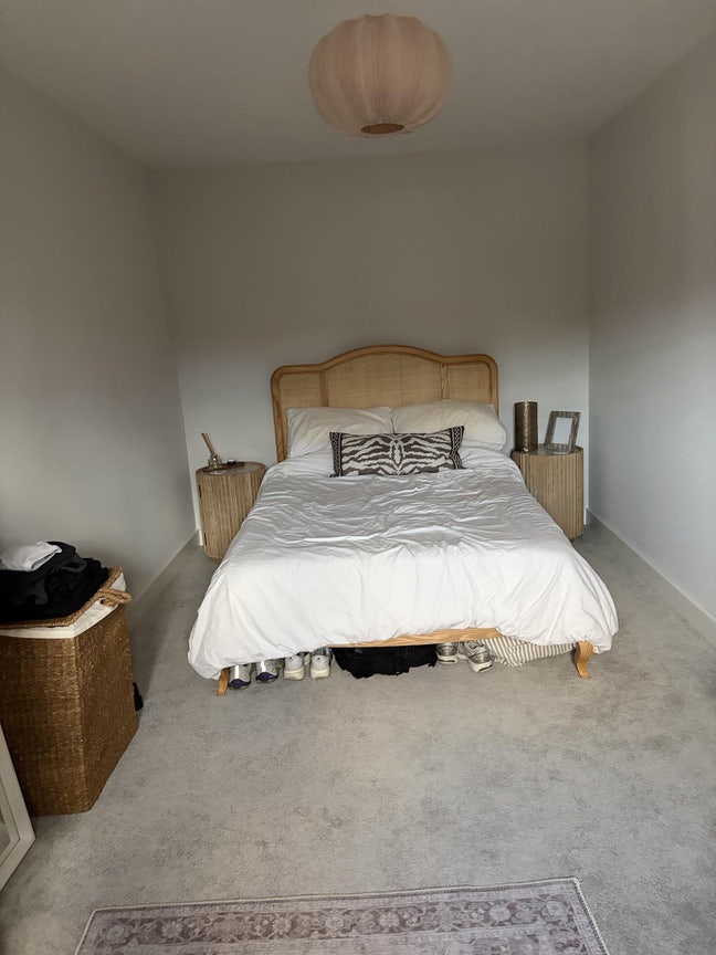Female Only Double Room in 2 Bed House Main Photo