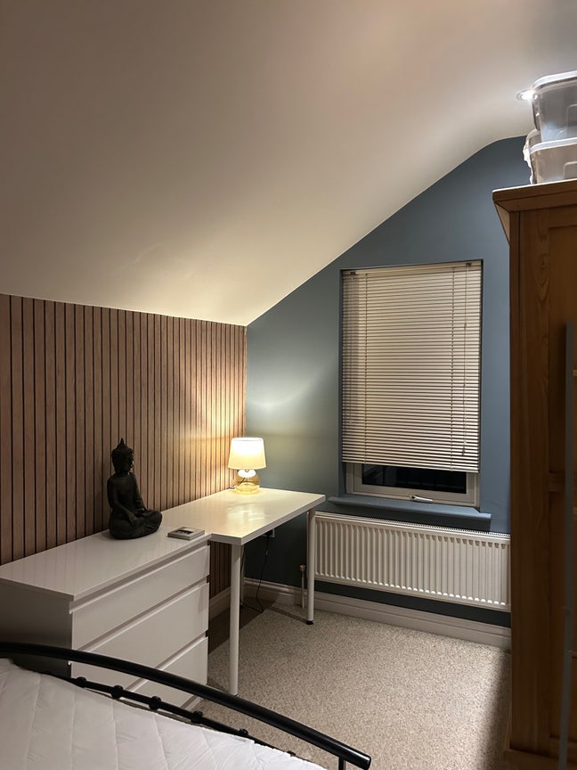 Town Centre Double Room in Victorian Terrace  Main Photo