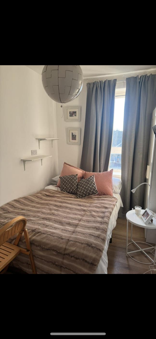 2 bright furnished rooms available. Main Photo