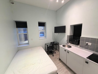 DSS-Studio Flat Available in Camden Islington N7 Main Photo