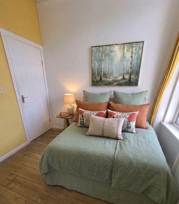 🏡 Short let | 5 Mins from Station | 23rd Nov Main Photo