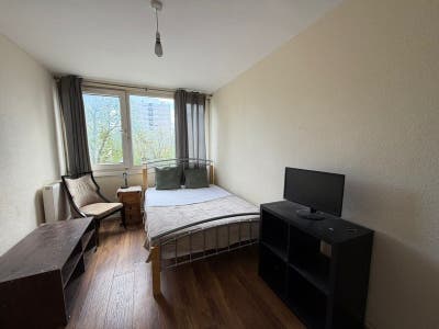 Double Room  SW15 | Bills Included | &pound;800 Main Photo