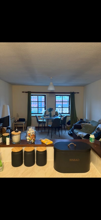 Room for rent in city centre! Main Photo