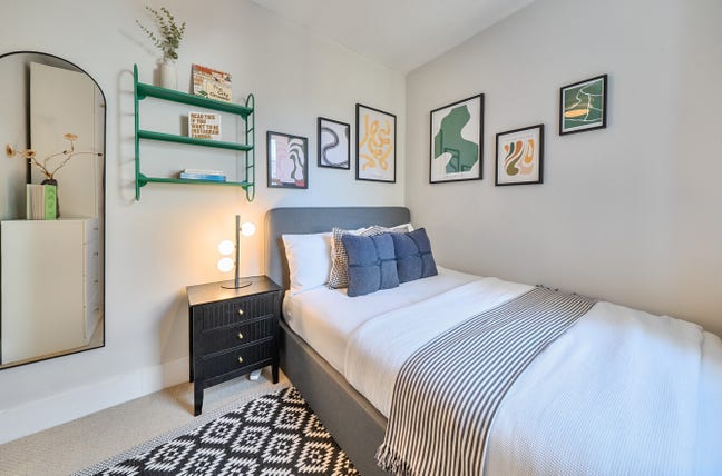 Double Available in Wandsworth! Bills Inc!  Main Photo