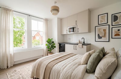 🏡 Couple Double En-Suite Rooms – Ealing W5 Main Photo
