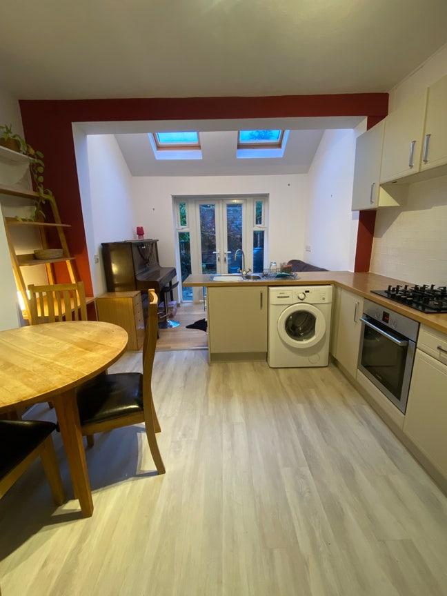 Room Available in a 2-Bedroom House - York (YO10) Main Photo