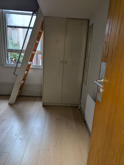 Single room in Stokey Main Photo