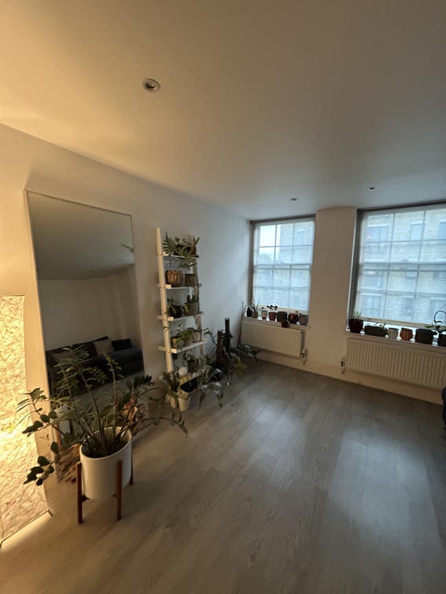  Beautiful room in Fulham / Putney Bridge Main Photo