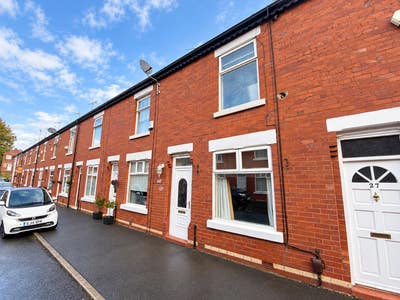 🏡 Two-Bedroom Mid-Terrace -M27 Main Photo