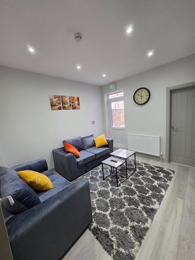 Newly Refurbished En-Suite Home – All Bills Includ Main Photo