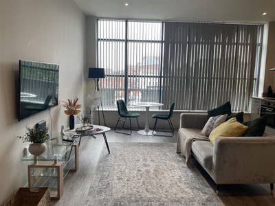 Luxury City Centre Flat with Stunning View Main Photo