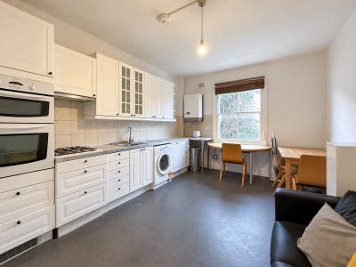 Great Opportunity - 2 min from Highgate Station   Main Photo