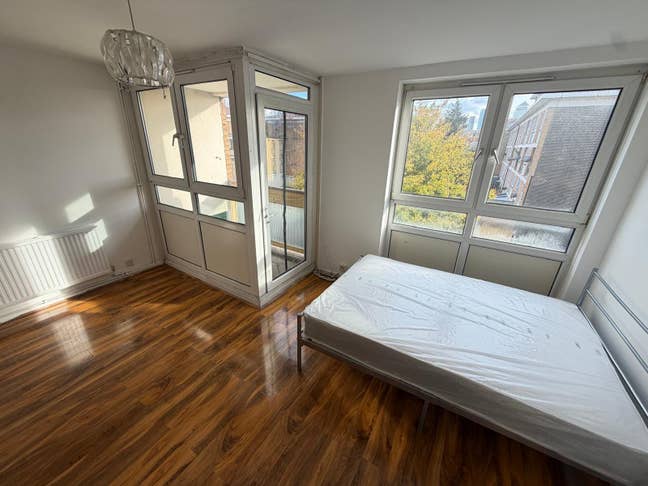 2x Lovely Rooms to Rent in Bow E3 Main Photo