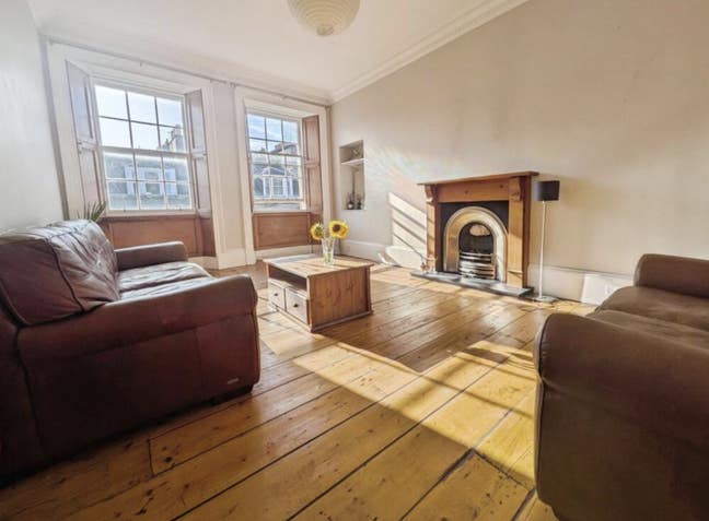 3 bed - NOT HMO Main Photo