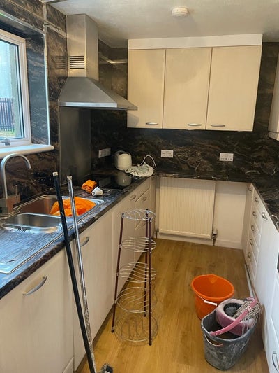 Big ground floor 2/3 bed Longstone EH14 2DA Main Photo