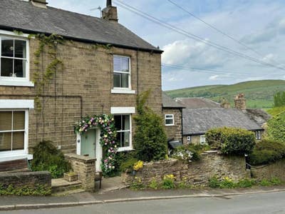 Character Country Cottage in Hayfield, High Peak Main Photo