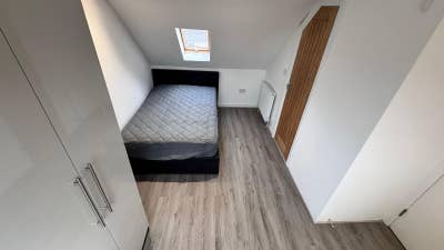 Spacious Ensuite Double Room – Watford | &pound;225 PW Main Photo