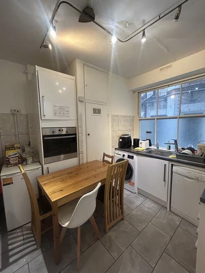 One Room! Terrace & Lounge @ Edgware Rd Main Photo