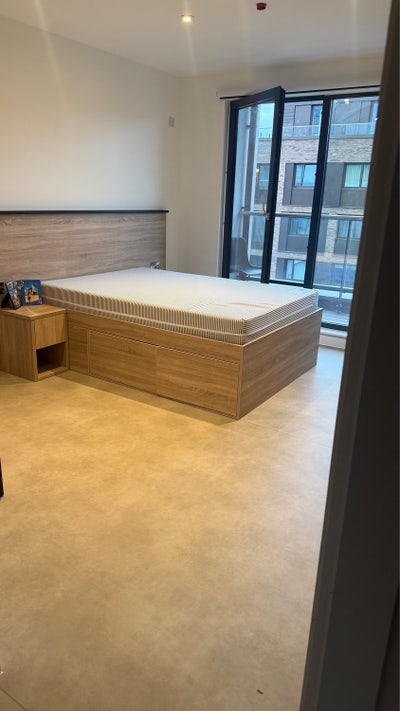 Double room up for rent in South east london Main Photo