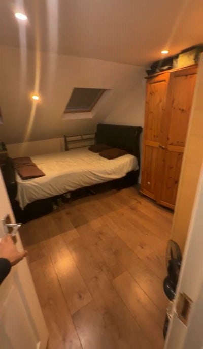 ✨ Stylish Ensuite Room in Stratford  Main Photo