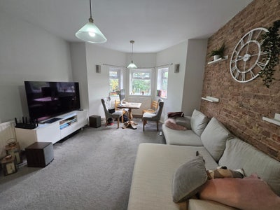 Double room with balcony in Ealing Broadway Main Photo