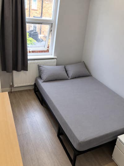 Bruce Grove Double Room for 1 Person | No Deposit Main Photo