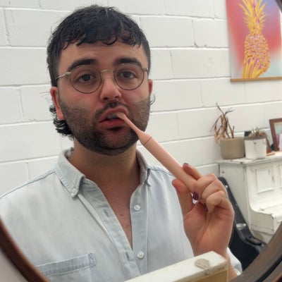Cheerful guy looking for comfy, sociable home Main Photo
