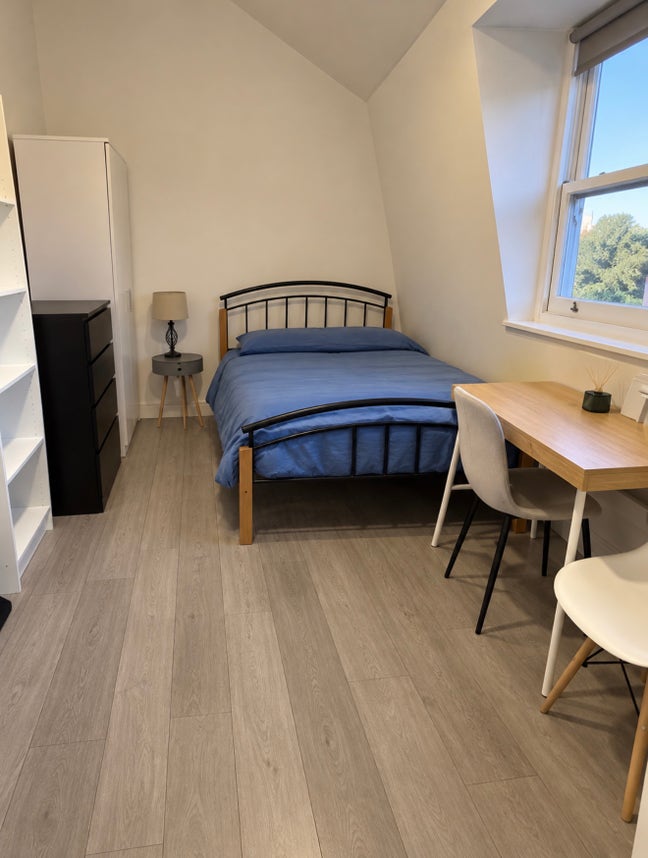 ⭐Zone 1 •No deposit • fully furnished  Main Photo