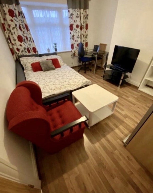 Spacious Double Room - All Bills Included Main Photo