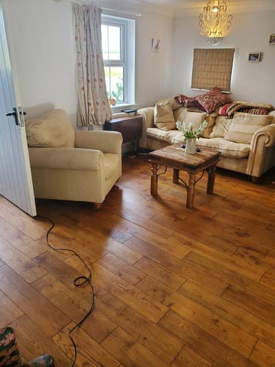 Large double room short term rent. Cb214qr  Main Photo
